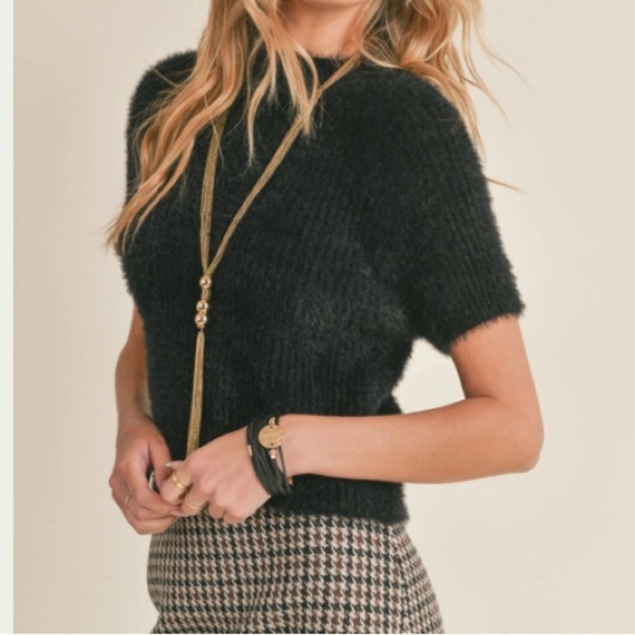 NWOT Sadie & Sage Rudy Ribbed Short Sleeve Sweater Black Medium - Picture 3 of 10